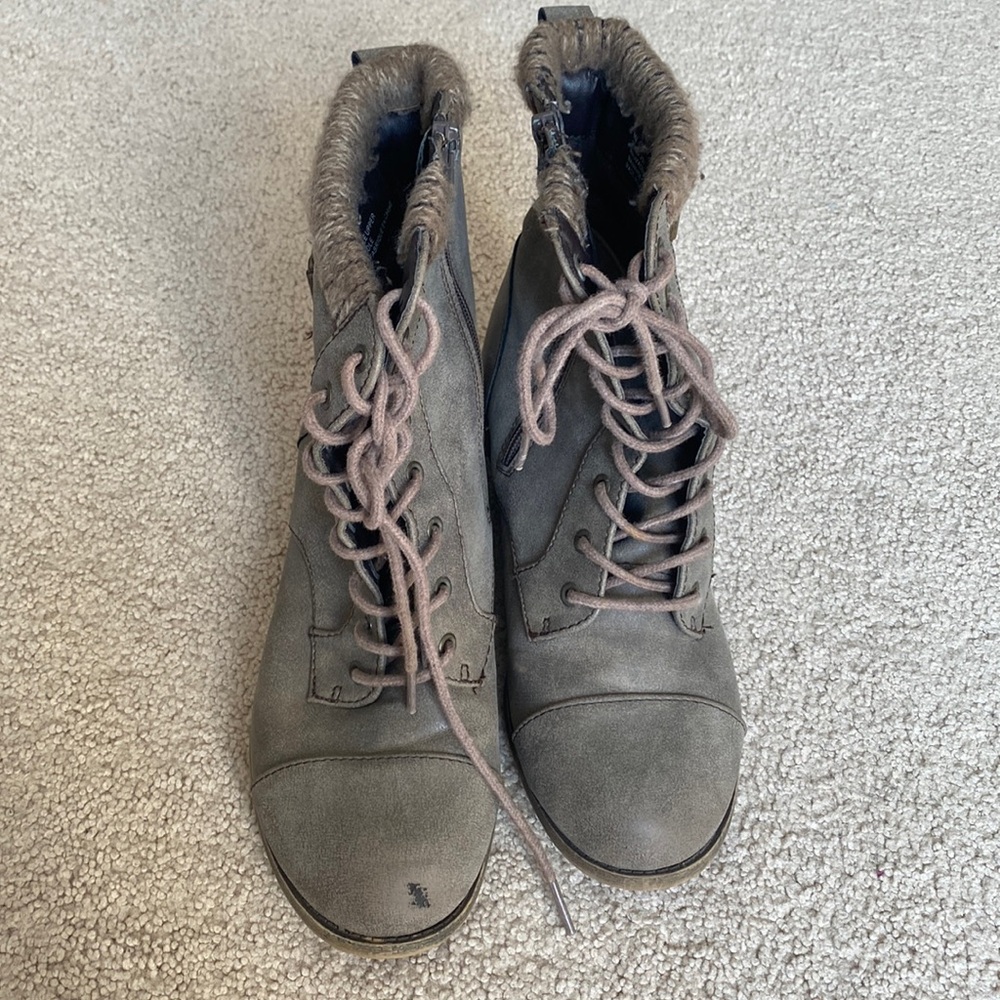 Women’s boots